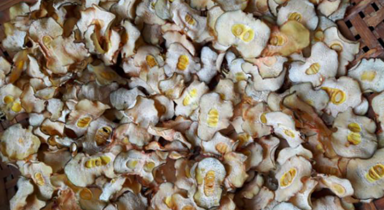 khasiat-asam-keping-yang-ramai-orang-tak-tahu-rupanya-boleh-bantu-hilangkan-migrain-secara-semula-jadi-wanita-ni-kongsikan-petuanya-cukup-mudah-cepat-keluarga_5d54fbd6a091f