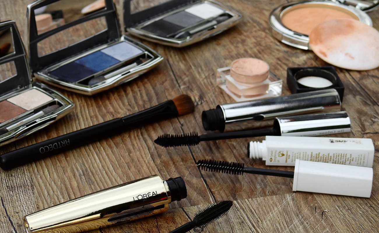 5 Mitos Dan Fakta Mengenai Mekap