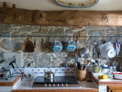 7 Barang Wajib Ada Untuk Mudahkan Kerja Anda Di Dapur