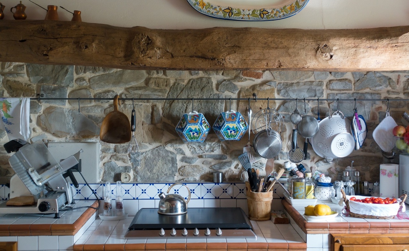 7 Barang Wajib Ada Untuk Mudahkan Kerja Anda Di Dapur