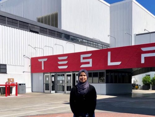 Anak Malaysia Lakar Sejarah Dipilih Syarikat Tesla Sebagai Jurutera