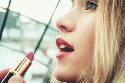 Tip Penjagaan Bibir Sihat