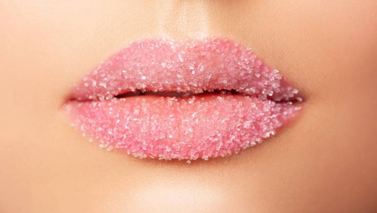 scrub juga penting untuk mendapatkan bibir yang sihat
