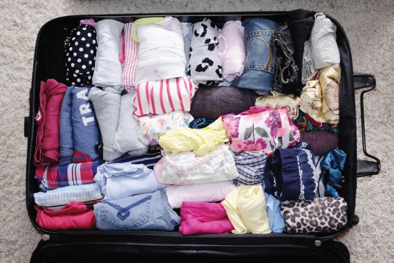 packing clothes (1)