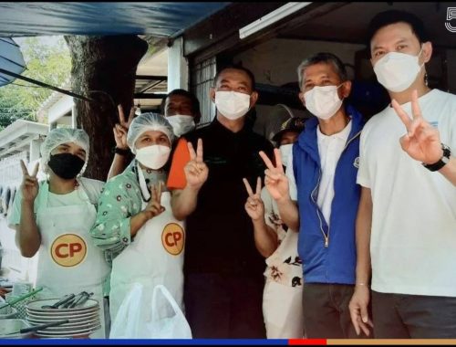 Menteri Thailand Lancar Restoran Makanan Bajet, Nasi & Kari Berharga Hanya RM2.50!