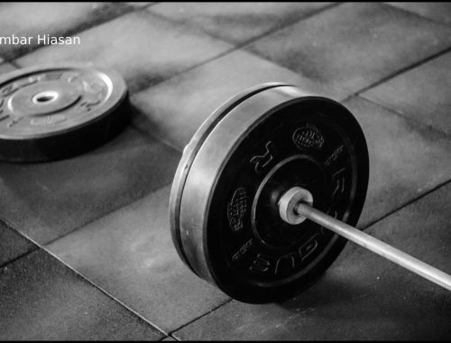 Wanita Maut Selepas Cuba Angkat Besi Barbell Seberat 180 Kilogram