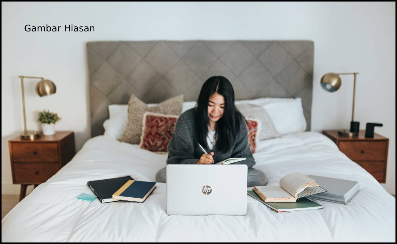 “Kegilaan Apakah Ini MEF_” Netizen Bidas Kenyataan Wajar Potong Gaji Jika Bekerja Dari Rumah