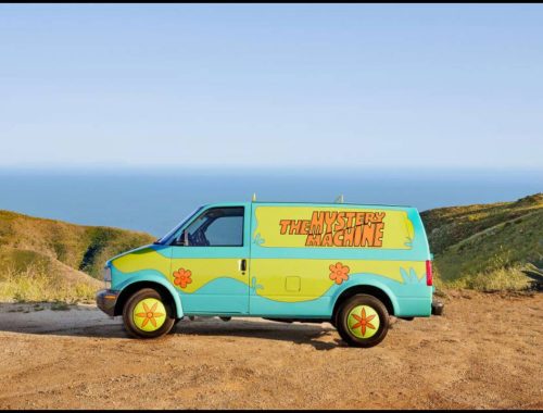 Pakej Penginapan Di Mystery Machine Sempena Rai Ulang Tahun Ke-20 Scooby-Doo